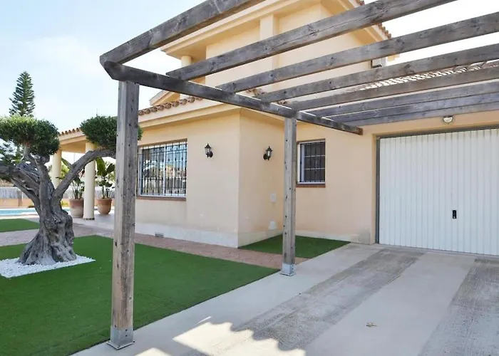 Вилла Casa Alvaro With Private Pool *